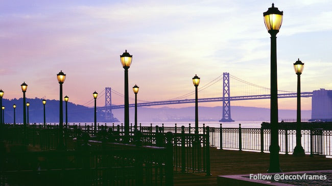 Luces del puente de la Bahía de San Francisco al atardecer